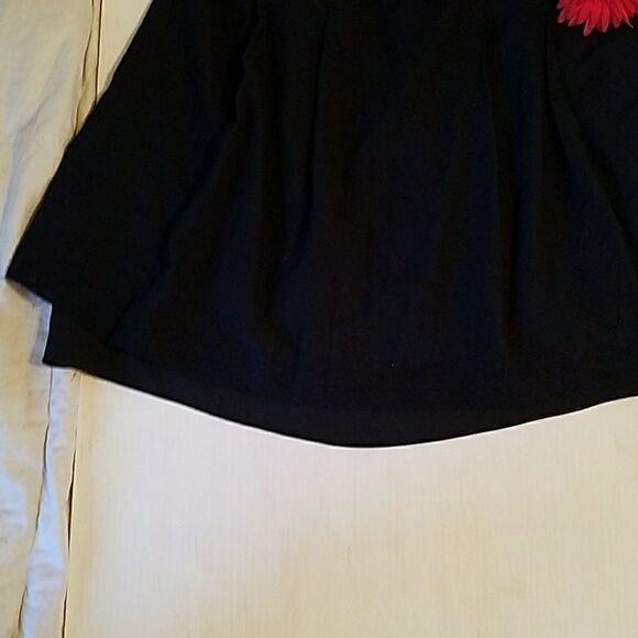 Tahari skirt NWT 148.00 black size 12 - Picture 2 of 7